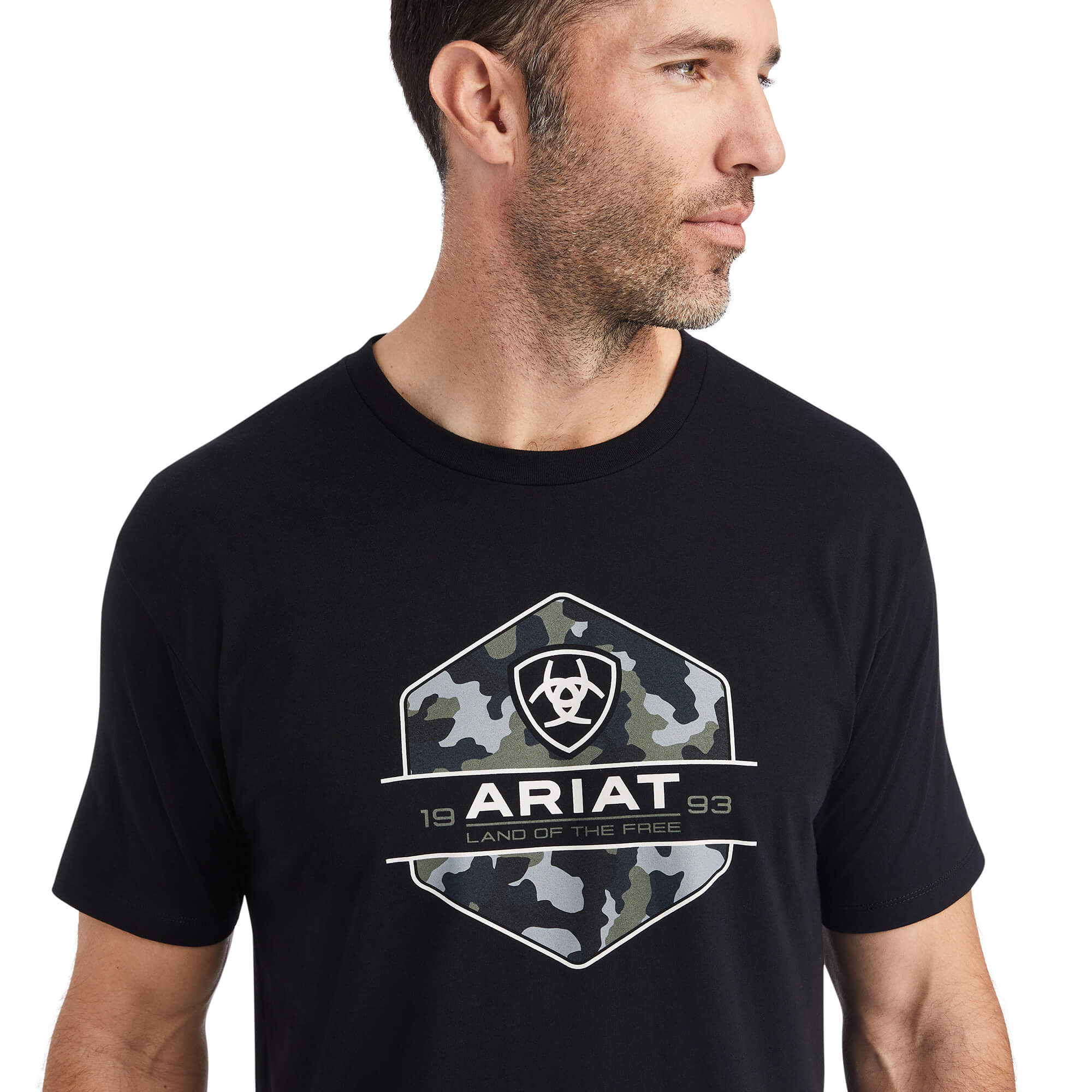 Ariat T-Shirts Herren - Camo Badge Schwarz ( EXSYH-3964 )